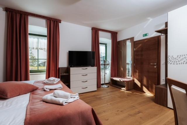 Hisa Wambrechtsamer - House Wambrechtsamer Planina pri Sevnici Extérieur photo